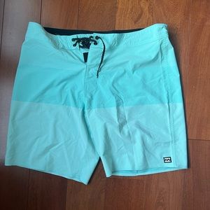 Men’s billabong boardshorts size 36